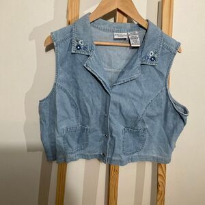 Bobbie Brooks women’s vintage denim vest , size 22w 100% cotton